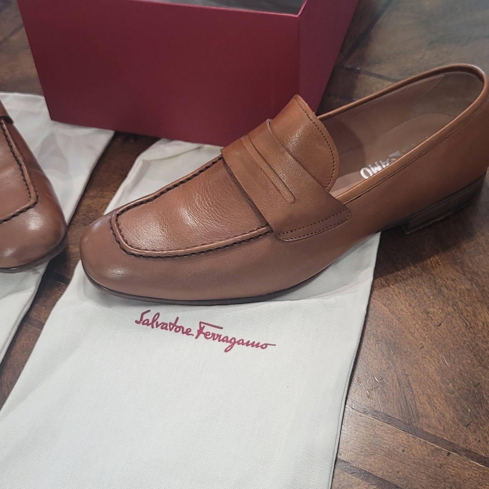 Salvatore Ferragamo Sunset Loafer